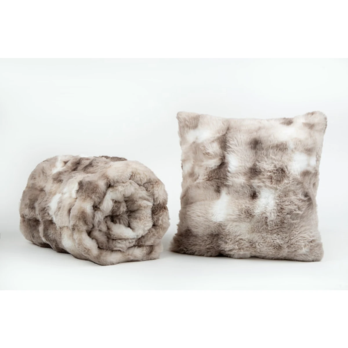 Manamo Luxury Rabbit დეკორატიული ბალიშის პირი პოლიესტერის ყავისფერი 45x45 სმ